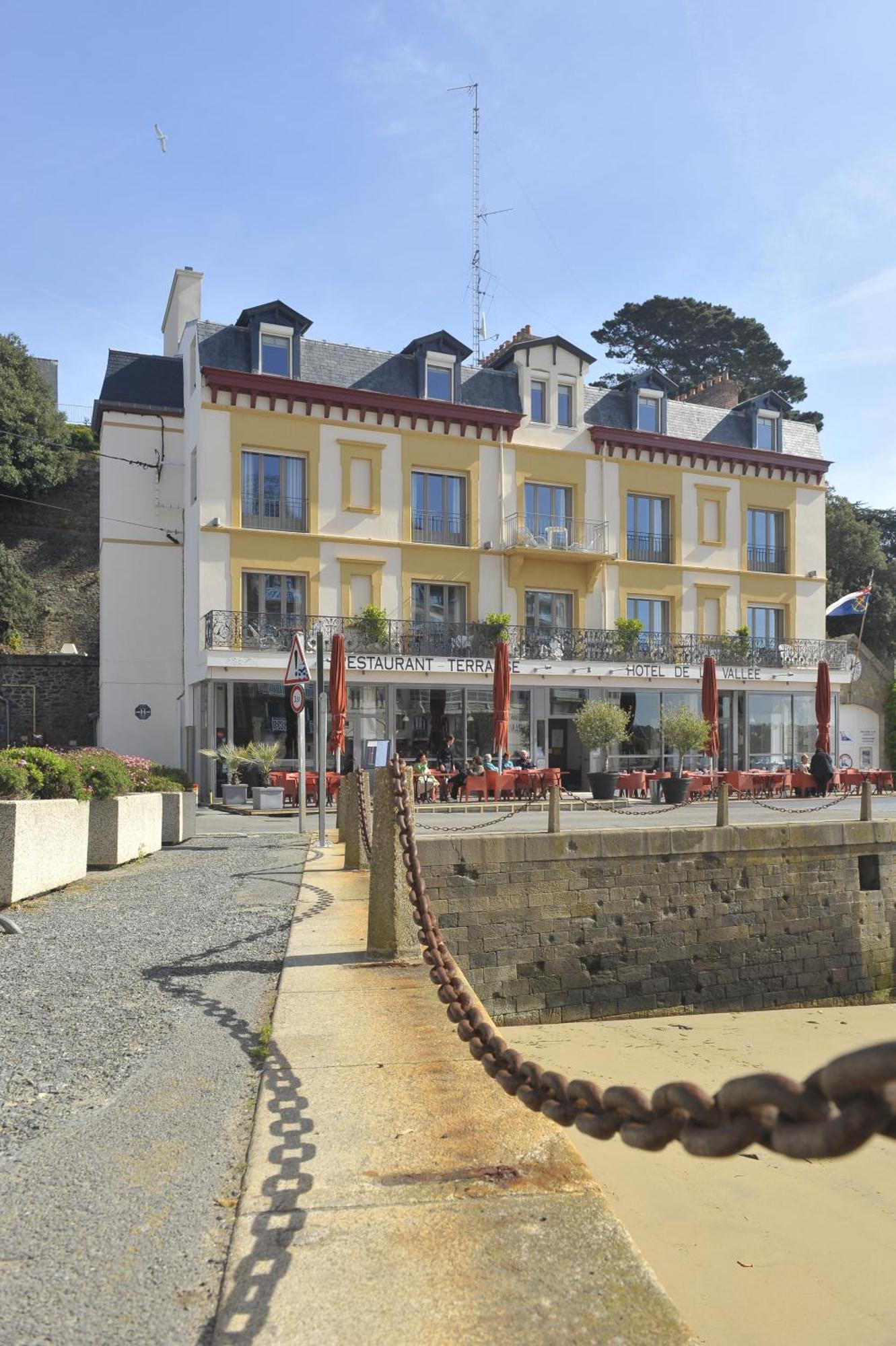 Hôtel De La Vallée Dinard Extérieur photo